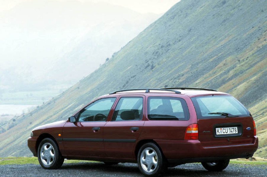 Ford Mondeo Station Wagon I V V Cat Sw Ghia