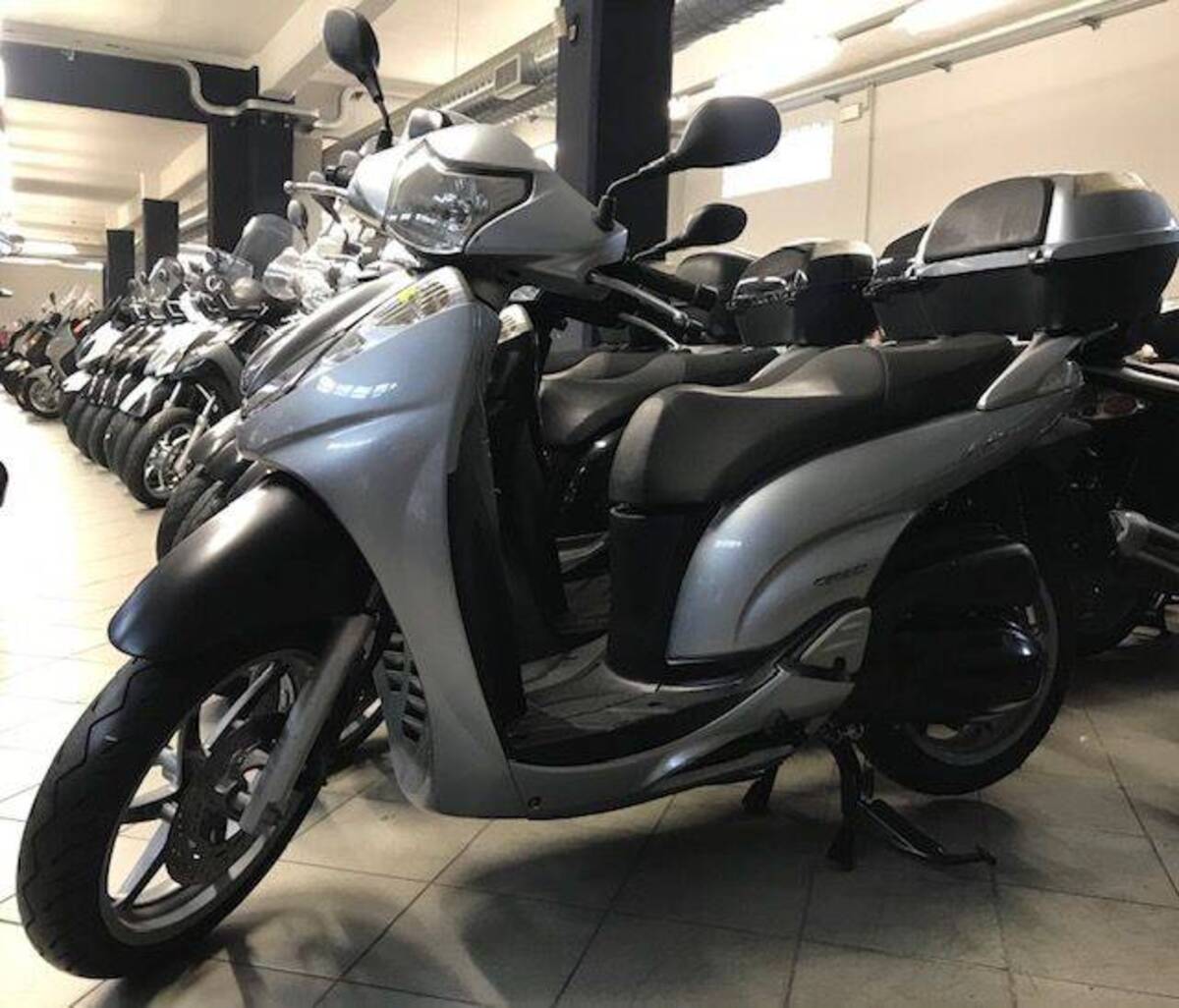 Vendo Honda SH 300 I 2006 10 Usata A Torino Codice 6789963 Moto It