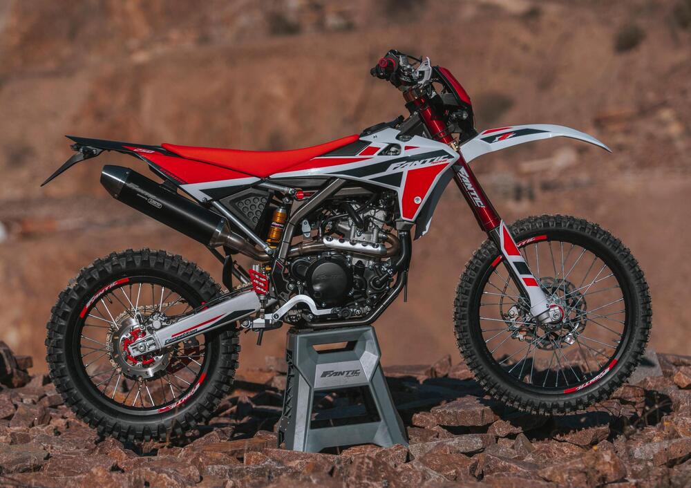 Fantic Motor XEF 250 Enduro Competition 2021 Prezzo E Scheda Tecnica