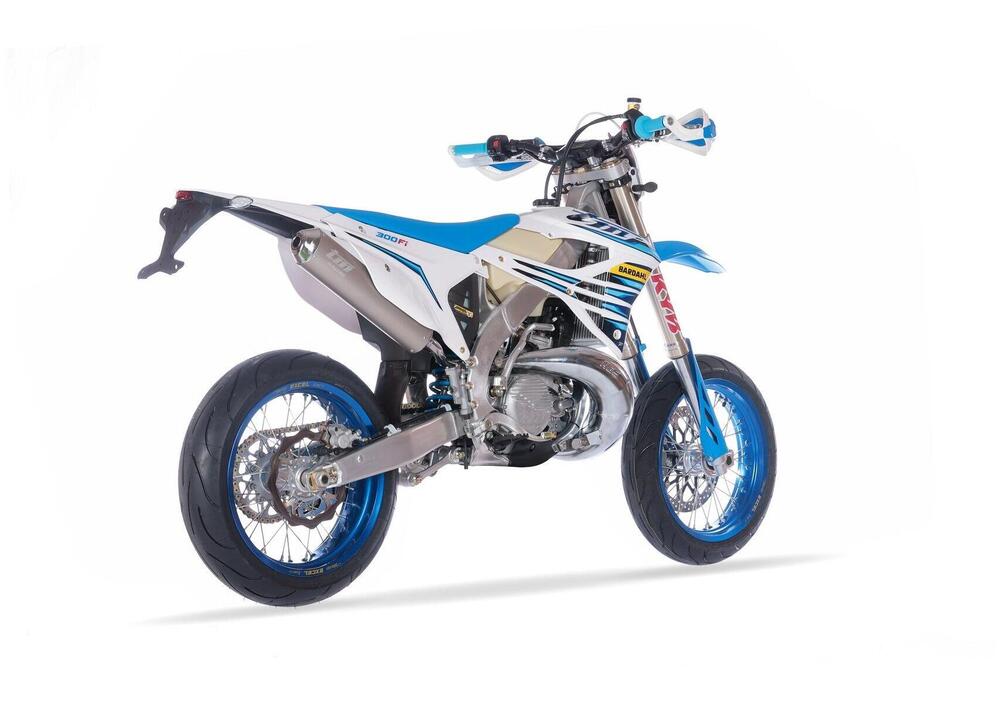 Tm Moto Smr Fi Es Prezzo E Scheda Tecnica Moto It