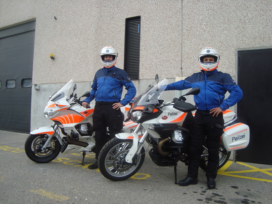 Airoh: nuova collaborazione con il reparto Motociclistico della Polizia Cantonale del Ticino Airoh: nuova collaborazione con il reparto Motociclistico della Polizia Cantonale del Ticino