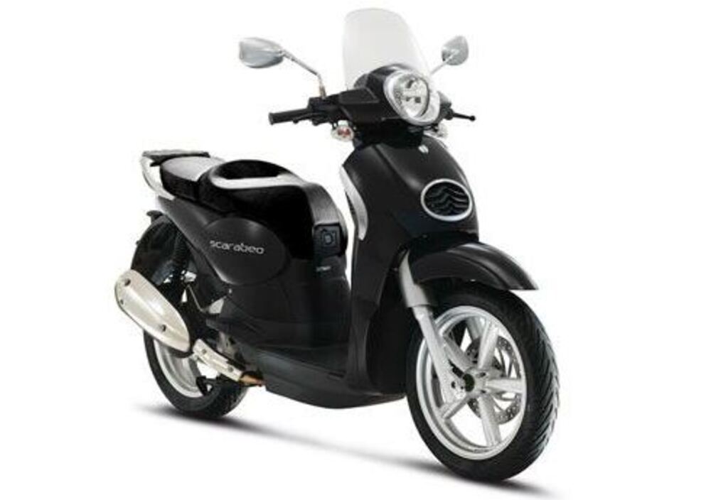 Aprilia Scarabeo 125 I E 2011 16 Prezzo E Scheda Tecnica Moto It