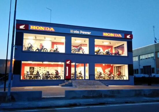 Moto Power inaugura la nuova sede con Freddie Spencer Moto Power inaugura la nuova sede con Freddie Spencer