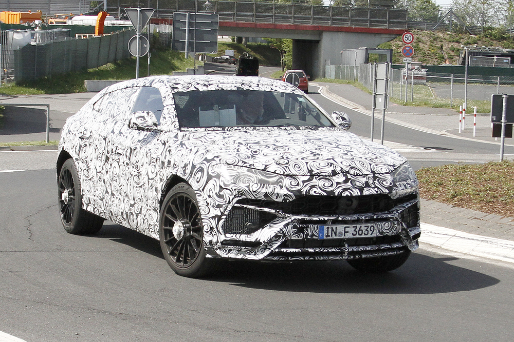 Lamborghini Urus Le Foto Spia Del Suv News Automoto It