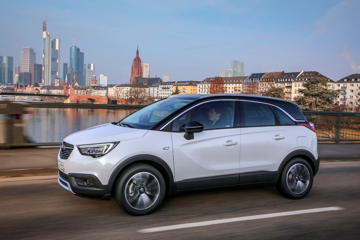 Opel crossland 2017