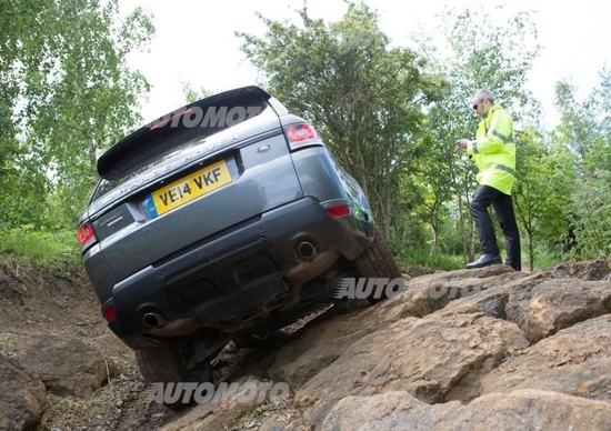 La Range Rover Sport è anche... telecomandata La Range Rover Sport è anche... telecomandata