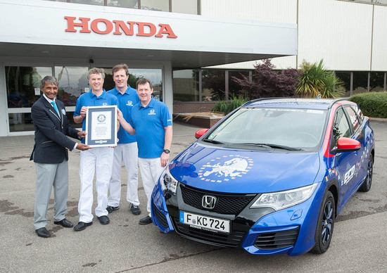 Honda Civic Tourer entra nel Guinnes World Record Honda Civic Tourer entra nel Guinnes World Record