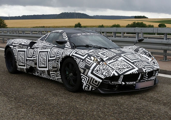 Pagani Huayra: spiata la versione Hardcore, si farà! Pagani Huayra: spiata la versione Hardcore, si farà!