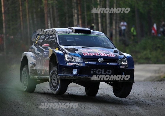 WRC Finlandia. Primo Round a Latvala (VW Polo R) WRC Finlandia. Primo Round a Latvala (VW Polo R)