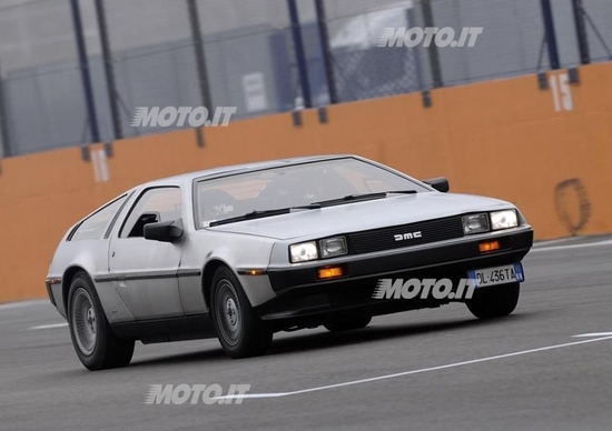 L’auto dei sogni per gli italiani è… La DeLorean! L’auto dei sogni per gli italiani è… La DeLorean!