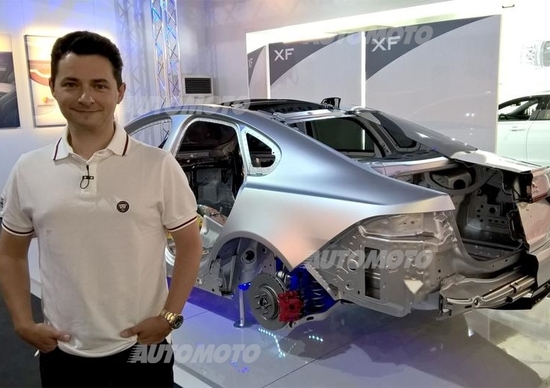 Capelett, Jaguar: «L'alluminio rende la nuova XF agile, sicura ed efficiente» Capelett, Jaguar: «L'alluminio rende la nuova XF agile, sicura ed efficiente»