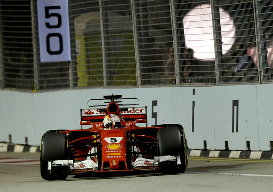 F1, GP Singapore 2017: la Ferrari risorge F1, GP Singapore 2017: la Ferrari risorge
