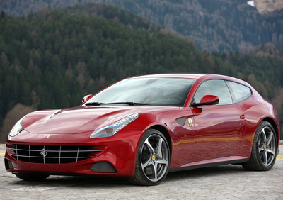 Ferrari Ff Coupe Ff Dct 03 2011 03 2016 Prezzo E Scheda Tecnica Automoto It