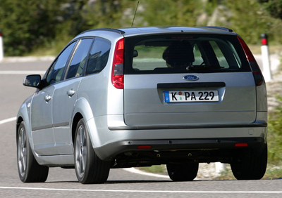 Ford Focus Station Wagon 1 6 Tdci 90cv S W Limited Ed 05 2005 02 2006 Prezzo E Scheda Tecnica Automoto It