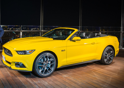 Ford Mustang Cabrio Catalogo E Listino Prezzi Ford Mustang Cabrio Automoto It