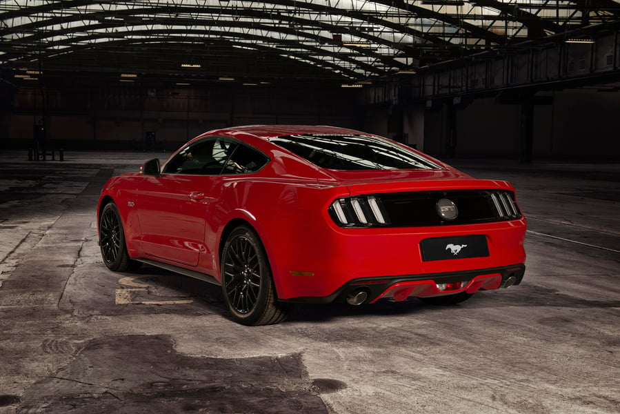 Ford Mustang Coupé Fastback 5.0 V8 TiVCT GT Nuove, Listino Prezzi Auto ...