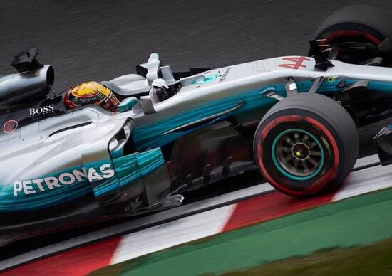 F1, GP Giappone 2017: vince Hamilton. Ritiro per Vettel F1, GP Giappone 2017: vince Hamilton. Ritiro per Vettel