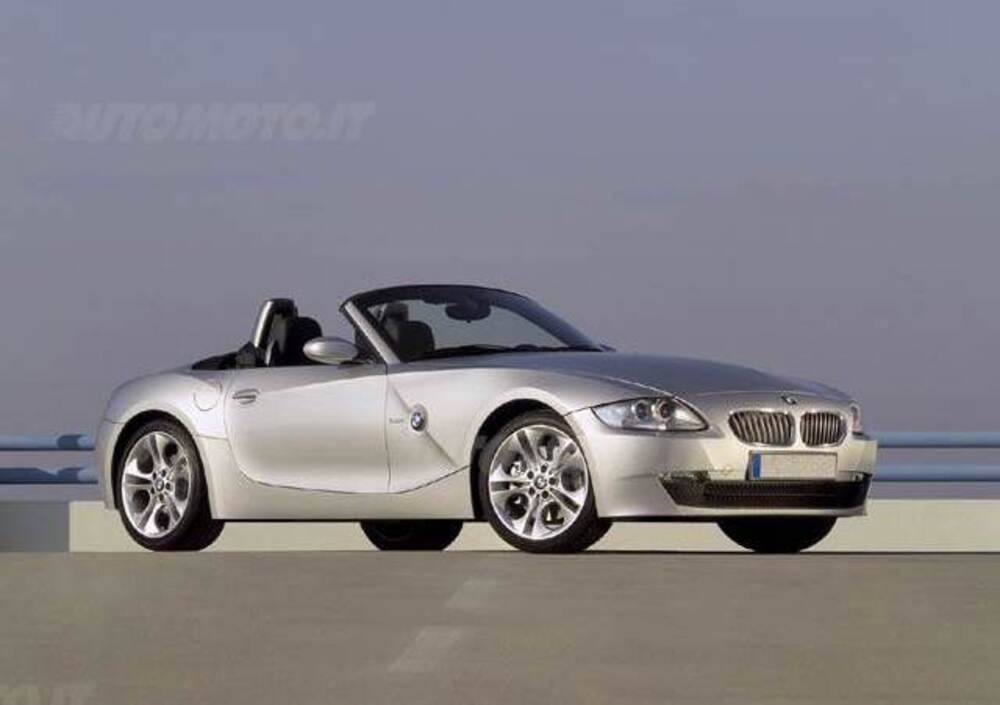 Bmw Z4 Cabrio Z4 2.5Si Cat Roadster (12/2005 - 09/2007): Prezzo E Scheda Tecnica - Automoto.it