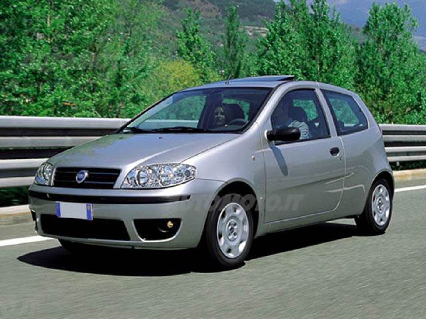 Fiat Punto 1.2 16V 3 Porte Emotion (05/2003 - 12/2004): Prezzo E Scheda Tecnica - Automoto.it