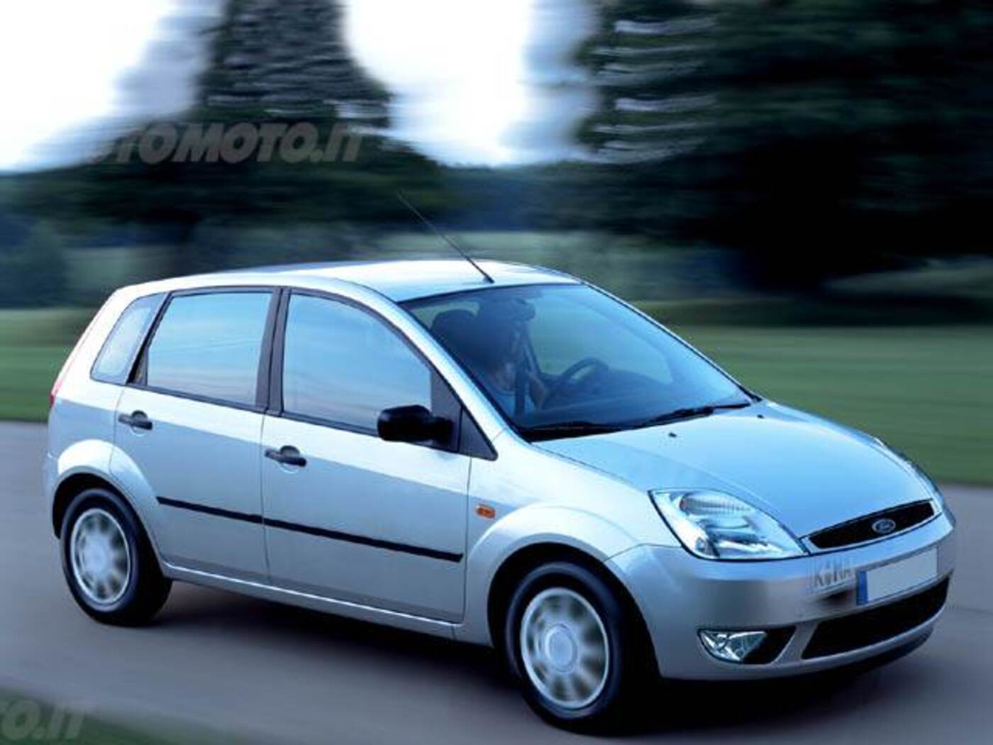 Ford Fiesta 1.4 16V 5P. Ghia (01/2004 - 03/2005): Prezzo E Scheda Tecnica - Automoto.it