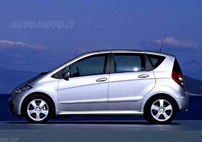 PARAURTI ANTERIORE MERCEDES CLASSE CLASSE A W169 2004-2008 ELEGANCE-AVANGARDE