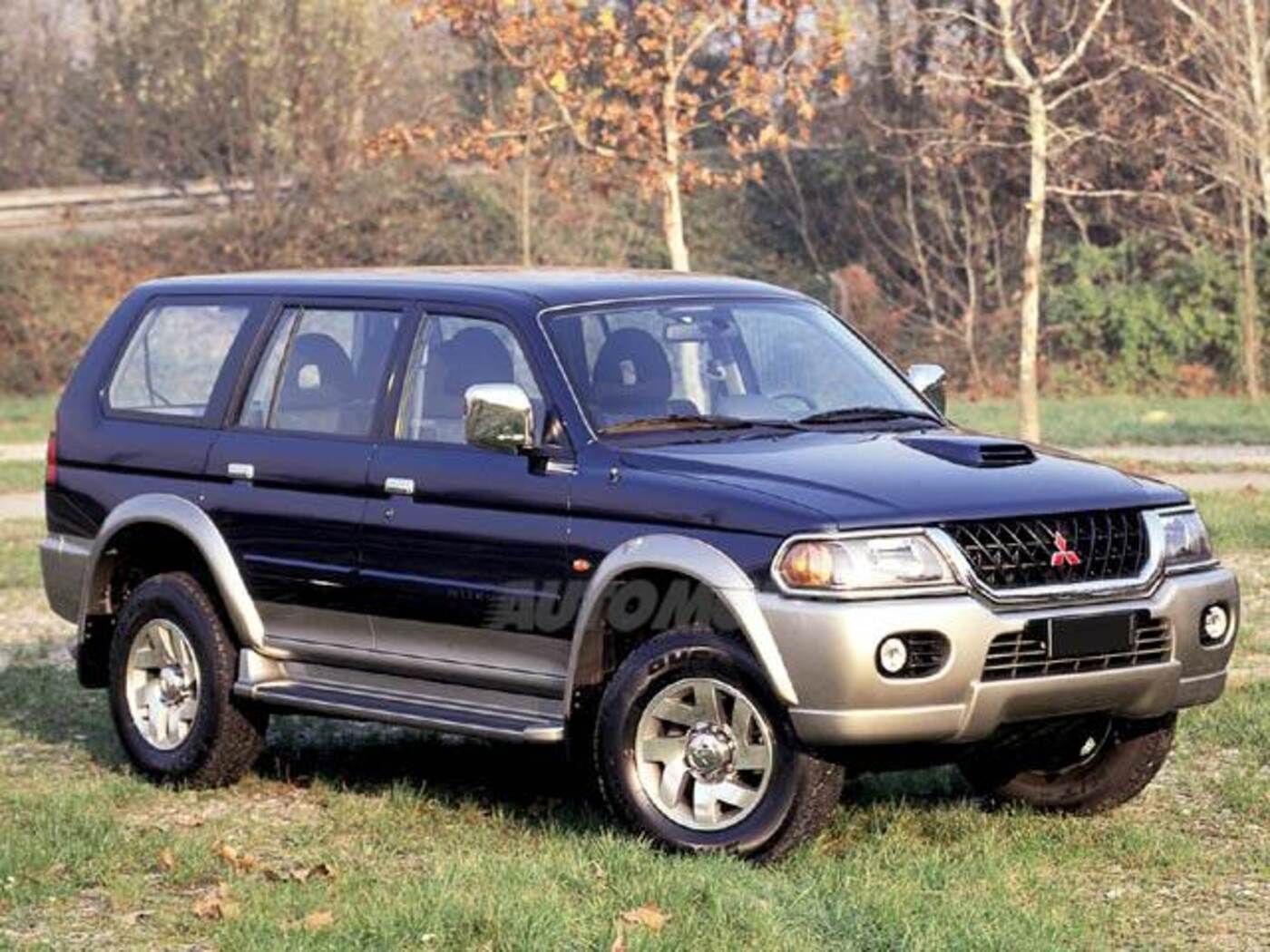 GRGLIA CROMATA MITSUBISHI PAJERO SPORT 99/>04