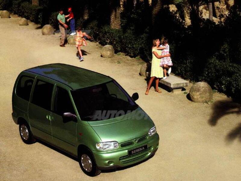 Nissan serena 1993