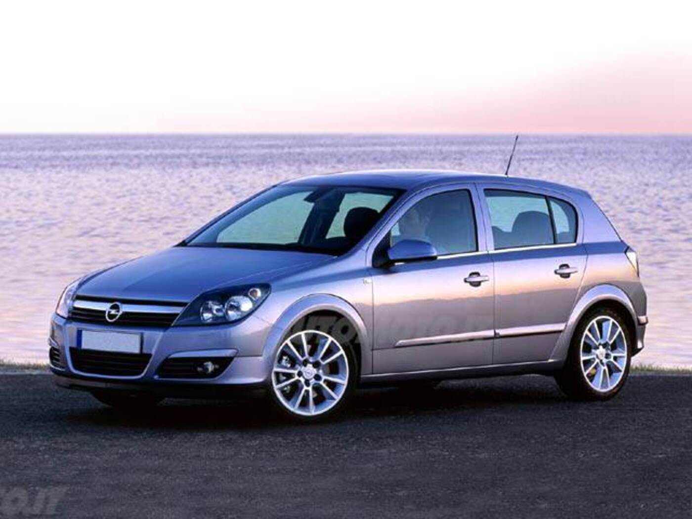 Opel Astra 1.6 16V Vvt 5 Porte Enjoy (01/2007 - 04/2009): Prezzo E Scheda Tecnica - Automoto.it