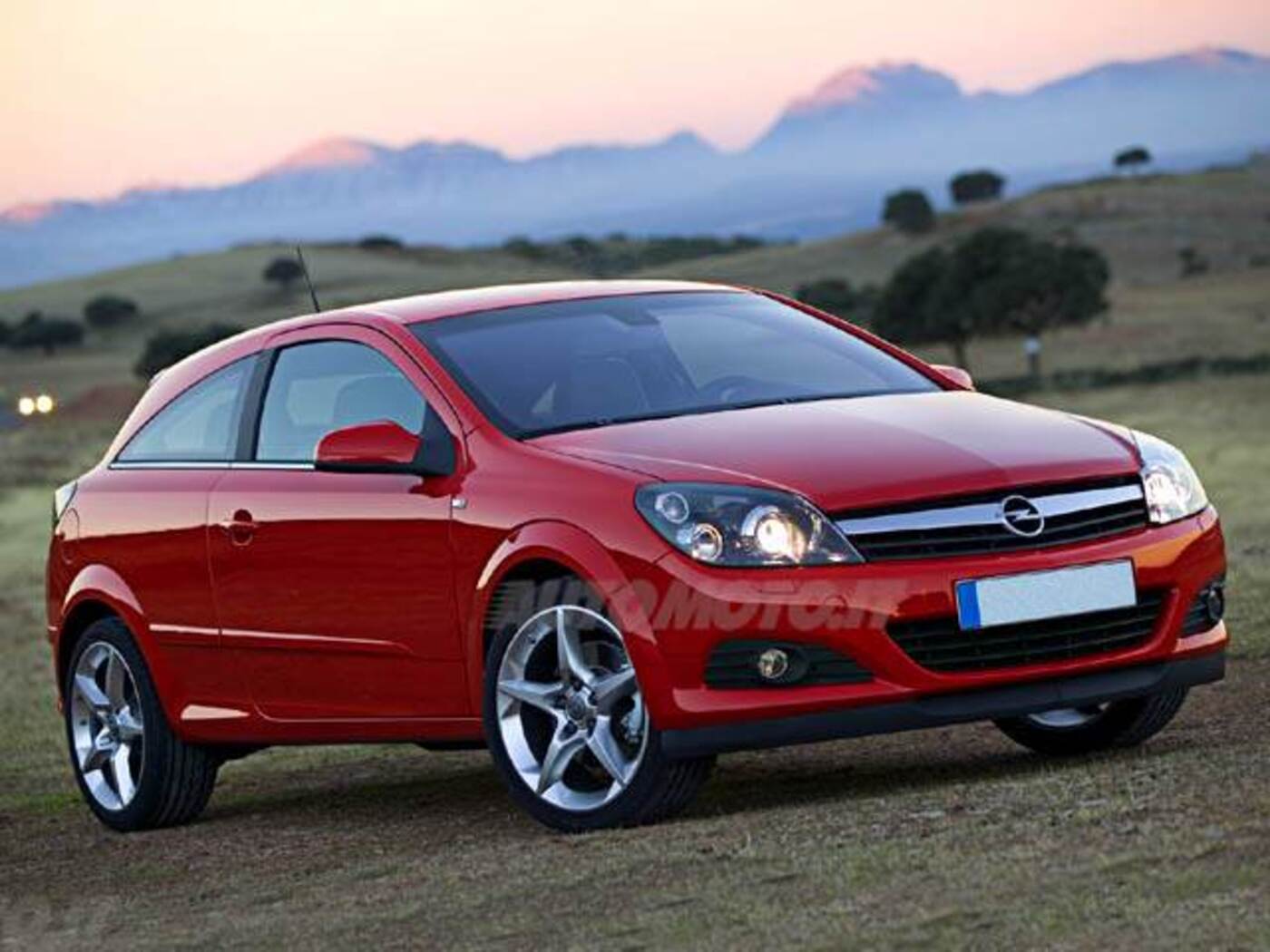 Opel Astra Gtc 1.9 16V Cdti 150Cv 3 Porte Cosmo (02/2005 - 01/2007): Prezzo E Scheda Tecnica - Automoto.it