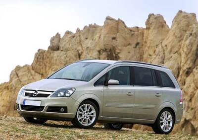 SCARICA OPEL ZAFIRA BATTERIA