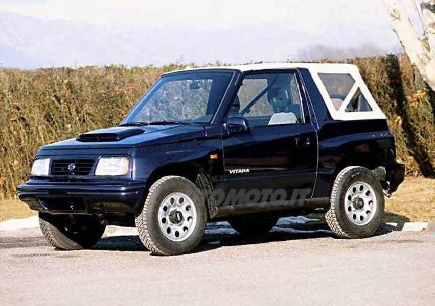 ARG122 Auto 1/43 Inolvidables Auto's: Suzuki Vitara JLX 1995 ARG122 Auto 1/43 Inolvidables Auto's: Suzuki Vitara JLX 1995