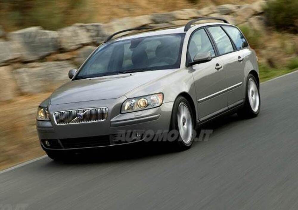 Volvo V50 1.6 D Cat Kinetic (04/2007 - 10/2009): Prezzo E Scheda Tecnica - Automoto.it