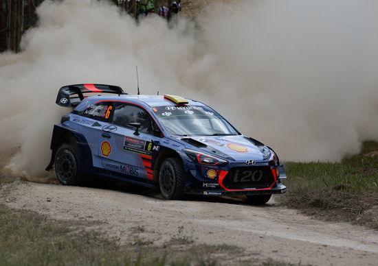 WRC17 Australia. Day 1: Mikkelsen e Hyundai Overall WRC17 Australia. Day 1: Mikkelsen e Hyundai Overall