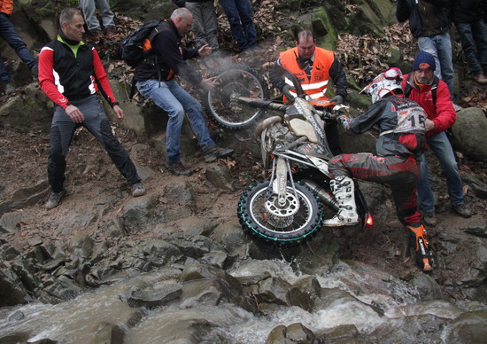 Nasce il Trofeo Metzeler Extreme Enduro FMI su 5 prove Nasce il Trofeo Metzeler Extreme Enduro FMI su 5 prove