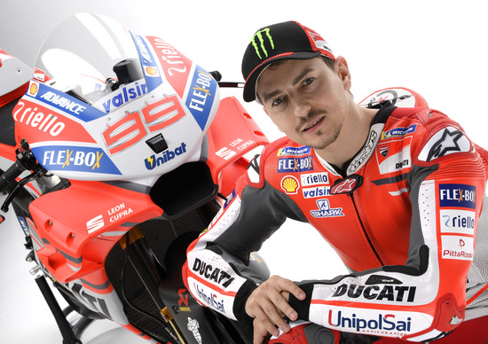 MotoGP. Lorenzo: E' solo una questione di tempo MotoGP. Lorenzo: E' solo una questione di tempo