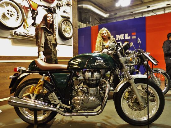 EICMA 2015: Royal Enfield Continental GT, Bullet e Classic EICMA 2015: Royal Enfield Continental GT, Bullet e Classic