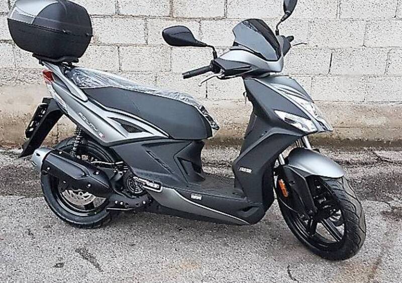 Agility 125i Agility 125 Kymco 2017 Scooter Agility 125 R16 Usato