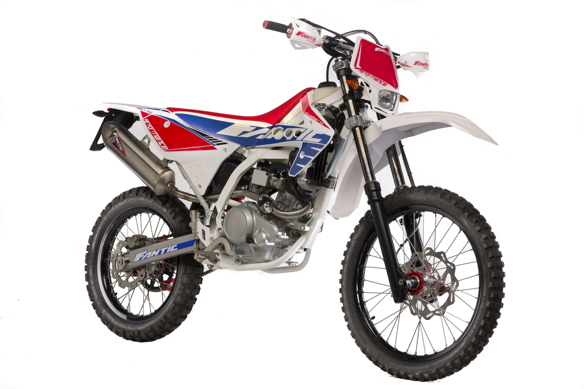 Fantic Motor 125E Performance 4t (2016), prezzo e scheda tecnica Moto.it