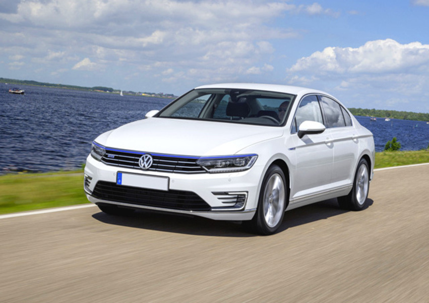 Volkswagen passat hybrid