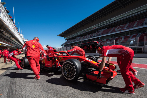 Raikkonen ammalato, sulla Ferrari sale Vettel