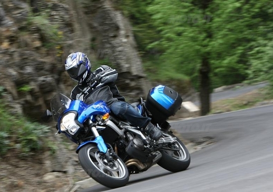 KAWASAKI VERSYS 650 KAWASAKI VERSYS 650