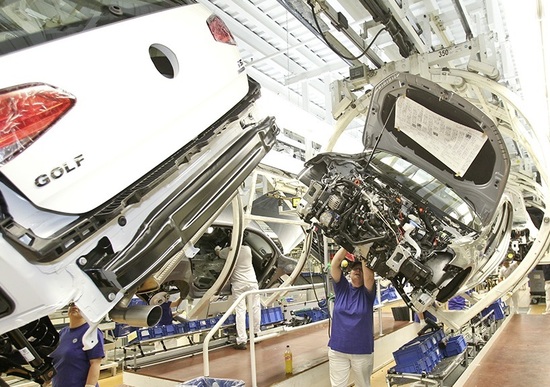 Volkswagen nei guai anche per i benzina: irregolari le emissioni di CO2 Volkswagen nei guai anche per i benzina: irregolari le emissioni di CO2