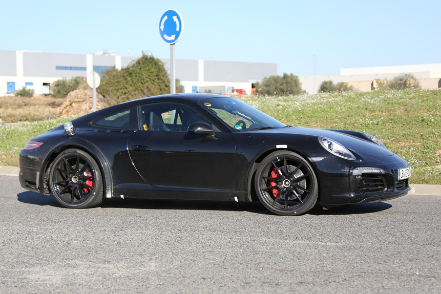 Nuova Porsche 911 2018, ecco il muletto. Sarà ibrida ...