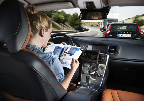 Guida autonoma, De Vita: «Taxi senza autista? Forse, ma non prima di 10 anni» Guida autonoma, De Vita: «Taxi senza autista? Forse, ma non prima di 10 anni»