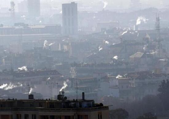 Milano senza Diesel: primi blocchi dal 2019 Milano senza Diesel: primi blocchi dal 2019