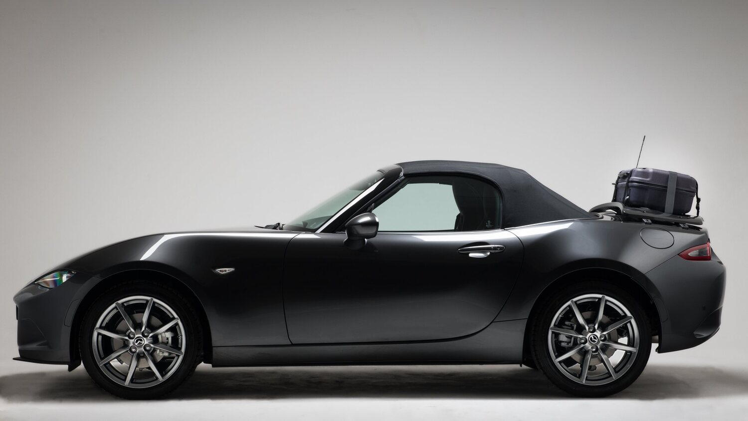 Mazda MX-5 Grand Tour, la “viaggiatrice”