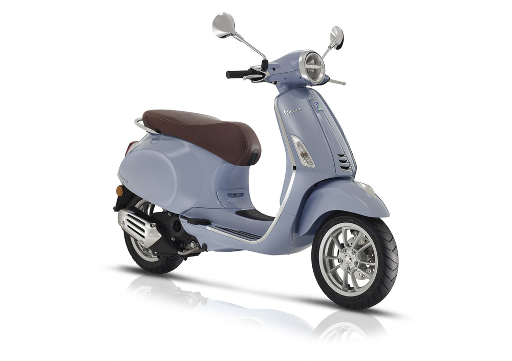 Vespa Primavera 50 4T (2018), prezzo e scheda tecnica - Moto.it