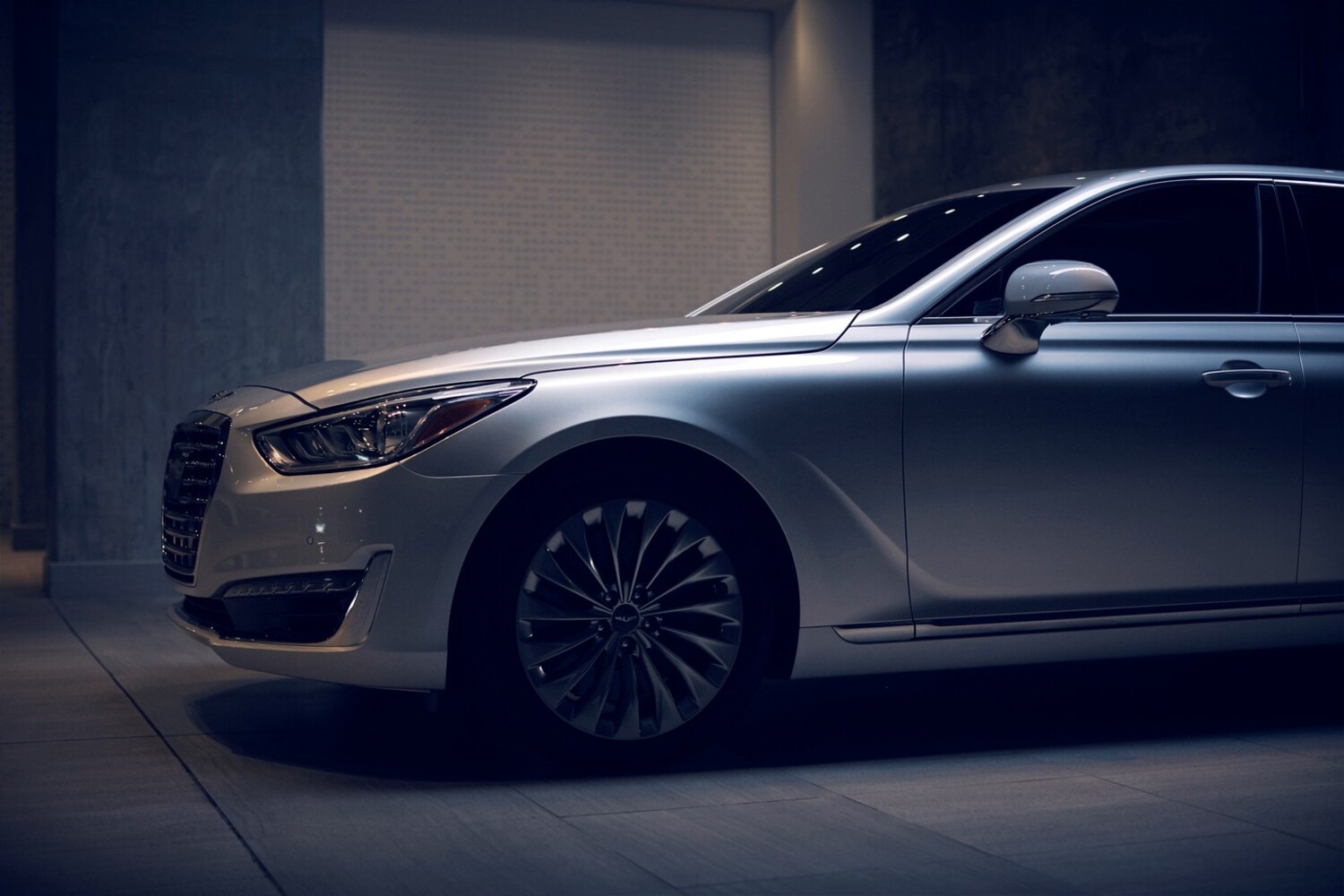 Genesis G90: l'ammiraglia della nuova era coreana