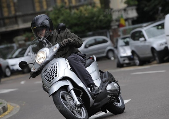 APRILIA Scarabeo Gamma 2009 APRILIA Scarabeo Gamma 2009