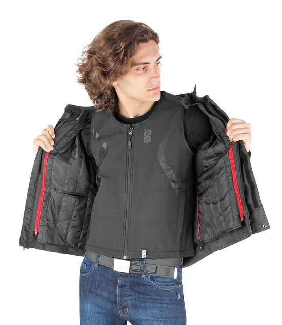 OJ presenta il gilet Wrap OJ presenta il gilet Wrap